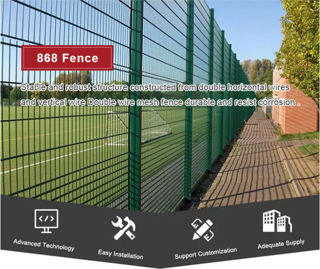 Van de Draadmesh fence wrought iron high van de sportengrond Pvc Met een laag bedekte Veiligheid 868/656 0