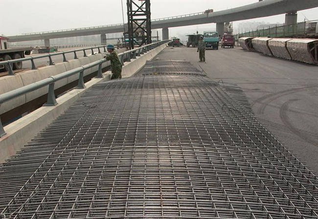 Q235 walste Concreet Versterkend Staalnetwerk 7.5mm 10mm koud Rebar Draadnetwerk 1