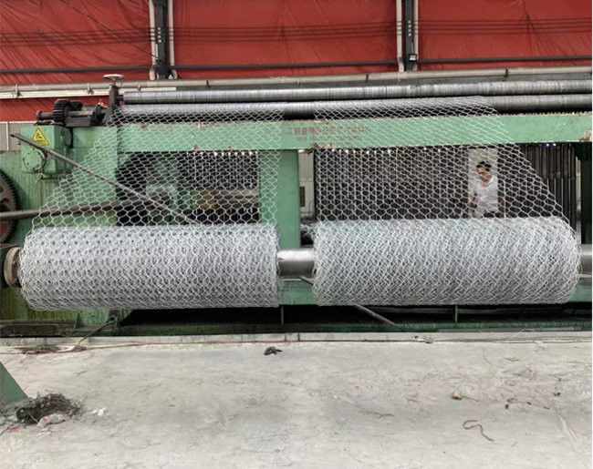 2.0mm 60*80mm Doos van Gabion van de Gatengrootte de Pvc Met een laag bedekte voor de Matras van de Rivierdijk 0